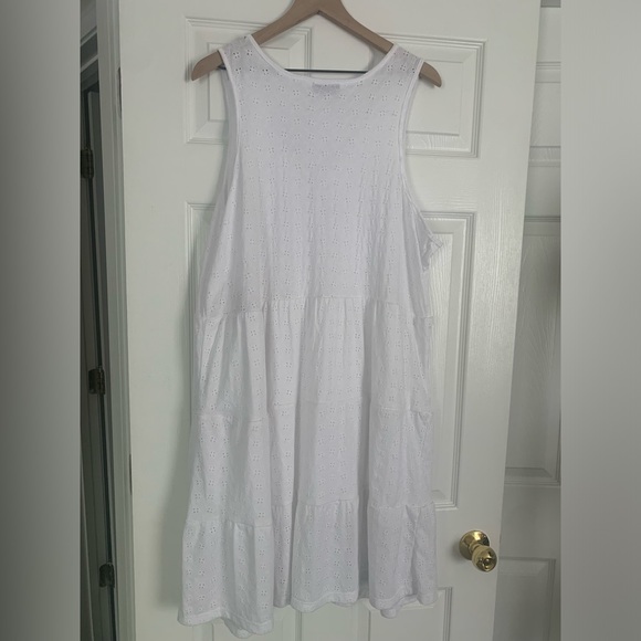 Sonoma Eyelet Dress - Picture 5 of 6